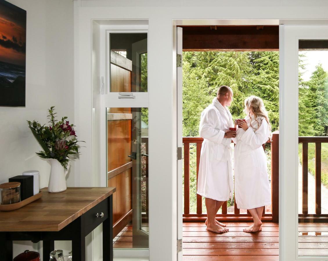 Pluvio Restaurant And Rooms Ucluelet Zewnętrze zdjęcie